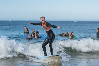 7 Day Beginner to Advanced Surf Camp in Cascais, Lisbon