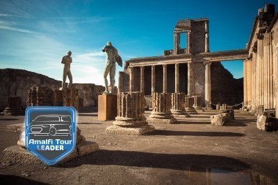 Pompeii Ruins: transfer from Naples to Amalfi Coast or Sorrento