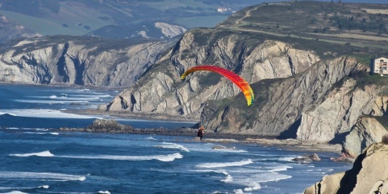 Paragliding in Basque Country - Sopelana