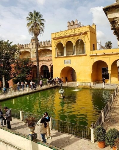 ALCAZAR PRIVATE TOUR