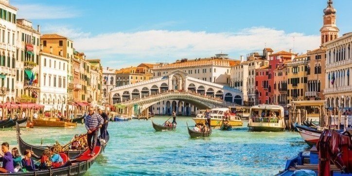 Port/airport transfer from Trieste to Venice