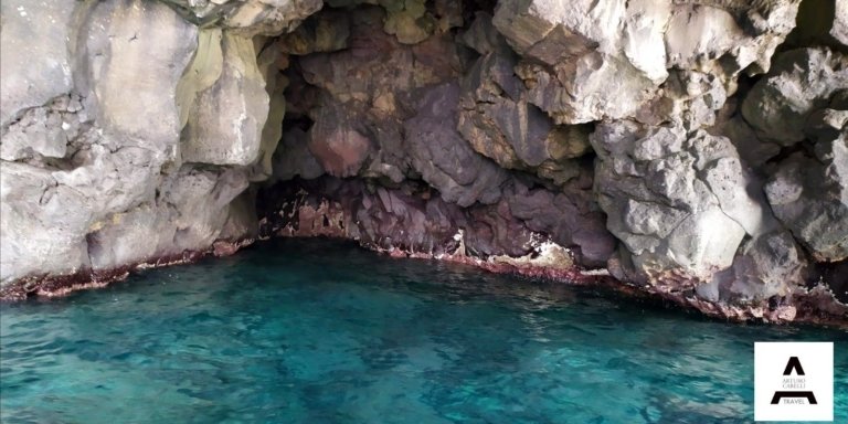 Boat tour to the Ulysses caves with swimming guide