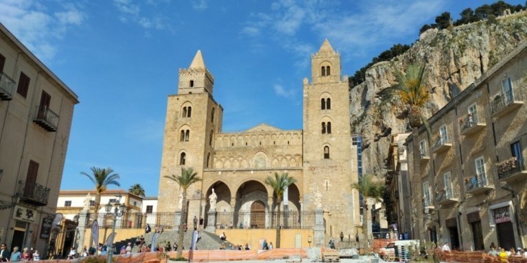 Private Transfer from Palermo Airport to Cefaù