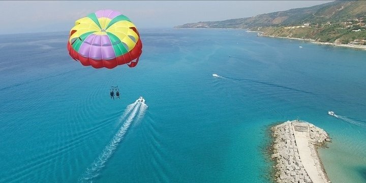 Parasailing  for 2 people together