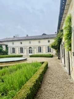 Discovering Saint Emilion, the heart of the famous Bordeaux region