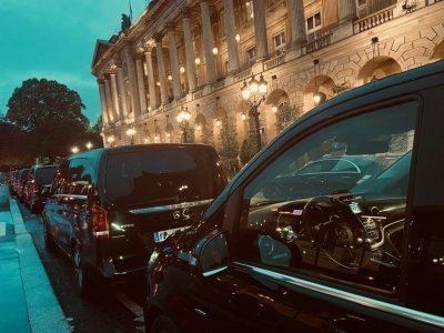 CDG airport to Paris