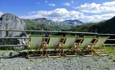 Yoga Time Austrian Mountains