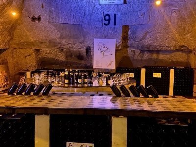 Private Champagne Moët & Chandon, Veuve Clicquot trip from Paris