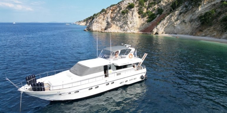 Lefkas - Meganisi - Skorpios! A highlights tour with ARETI II Yacht!