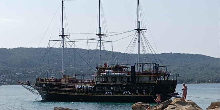 Mount Athos Cruise