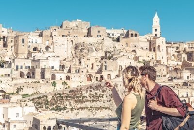 Private Ape Calessino Tour in Matera with aperitivo