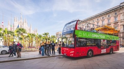 Milan: Open Bus Ticket for 24