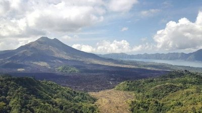 Ubud Private Tour with Batur Volcano Scenery Ubud Private Tour with Batur Volcano Scenery