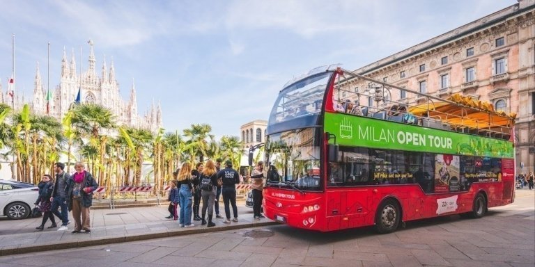 Milan: Open Bus Ticket for 72