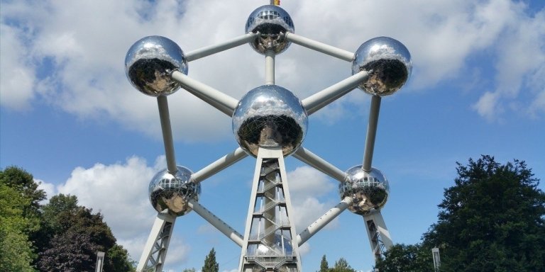 Full day private sightseeing tour to Brussels from Amsterdam