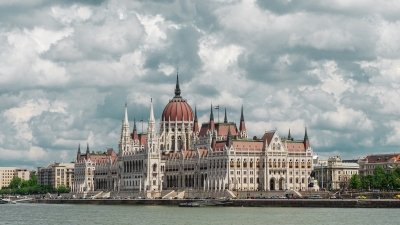 Budapest Private City Tour by Car