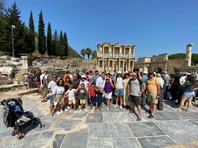 Ancient Ephesus, Temple of Artemis and House of Mary Tour w/lunch