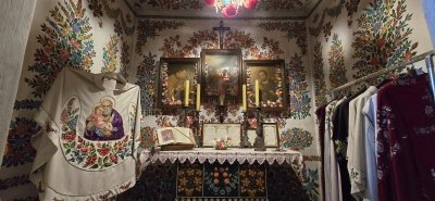 From Krakow: Zalipie Village Day-Tour