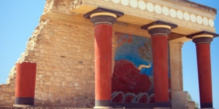 Knossos Palace - Archaeological museum of heraklion