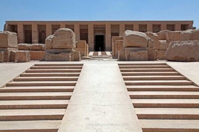 LUXOR DAY TOUR VISIT DENDARA AND ABYDOS TEMPLES