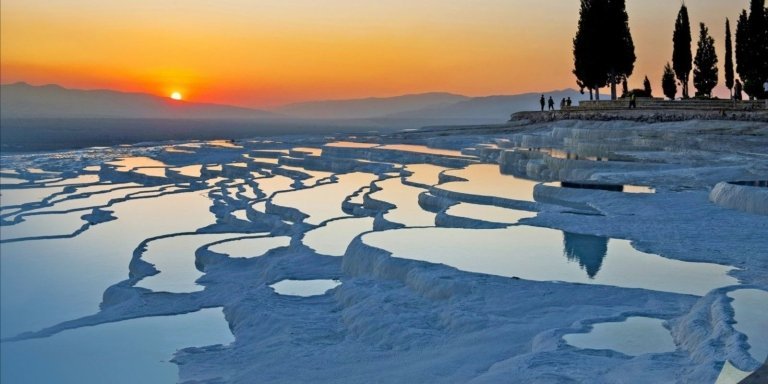 2 Days Trip to Ephesus&Pamukkale from/to Istanbul