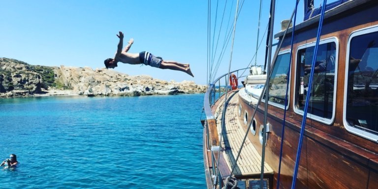 Daily cruise to Delos & Rhenia Islands with BBQ Meal & Drinks, Mykonos