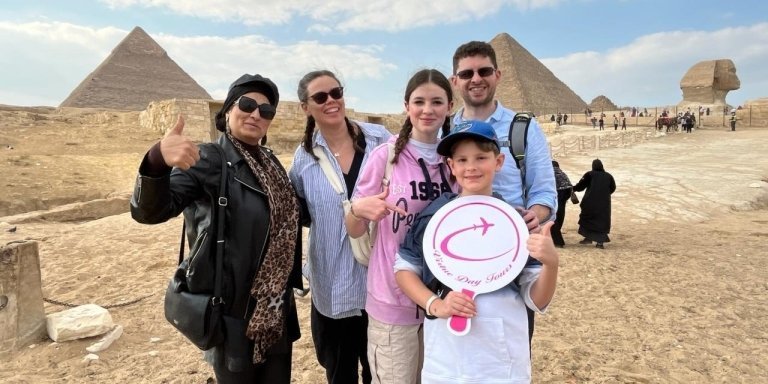 CAIRO TOUR TO GIZA PYRAMIDS EGYPTIAN MUSEUM AND BAZAAR