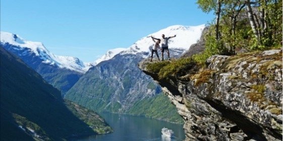 Geiranger - Dalsnibba skywalk & Eagle Road view point.