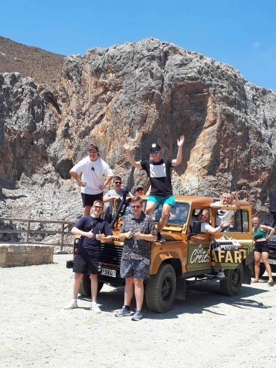 4X4 LAND ROVER SAFARI: ROADS OF  WINE OIL AND CRETAN TRADITION