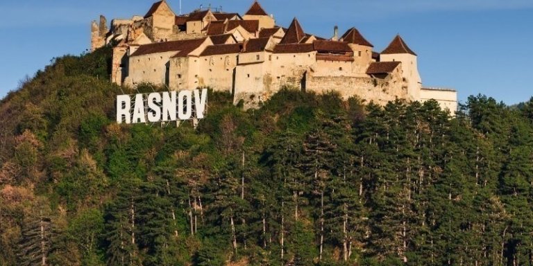 Bran Castle Tour & Rasnov Fortress - Day trip from Brasov