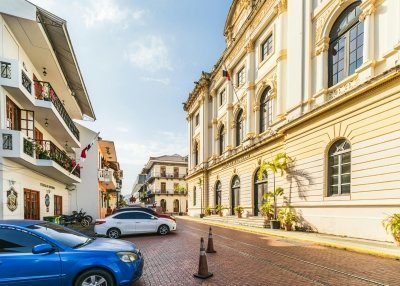 The Panama Signature Tour