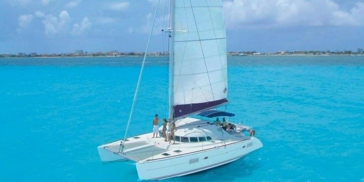 Half-Day Sailing Trip to Isla Mujeres from Cancun