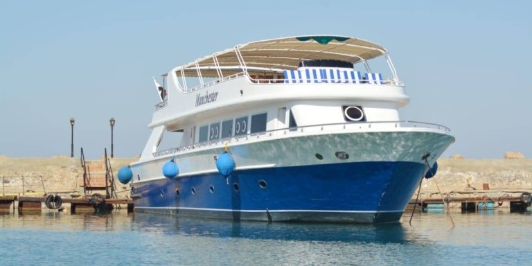 AIN SOKHNA DAY TRIP ON YACHT FROM CAIRO OR GIZA