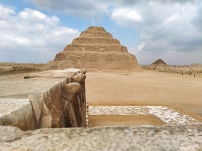 Pyramids of Giza, Memphis City and Saqqara Pyramid Private Day