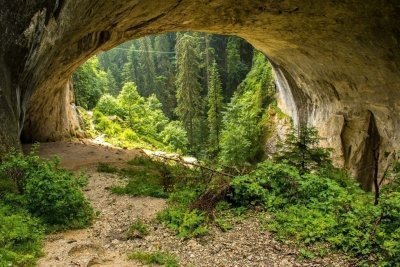 GPS & Auto-Guided Tour to Plovdiv and Rhodopi from Sofia