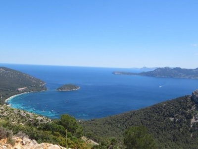 Full-Day VIP Tour in Balearic Islands