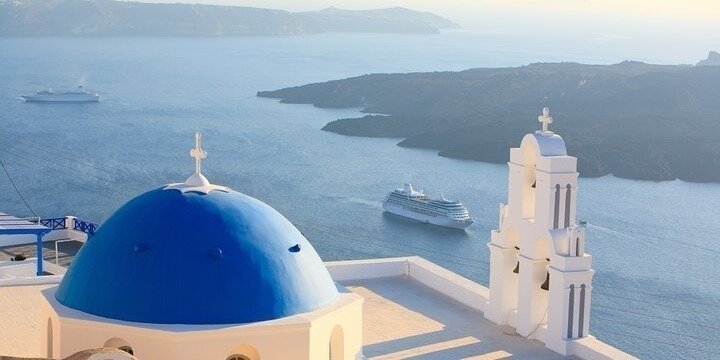 6-hour Santorini Tour, All Must-see Places, Photoshoot and History