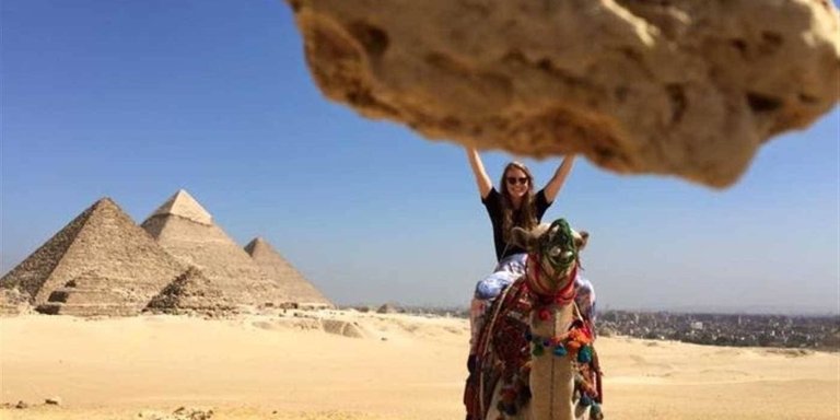 Tour To Visit The Wonders of the World Pyramids of Giza & Great Sphinx