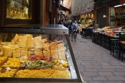 Bologna private walking food tour