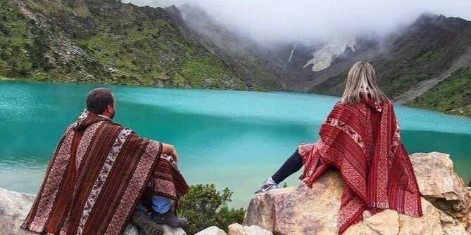 Cusco: Humantay Lake Day Trip with Breakfast and Lunch