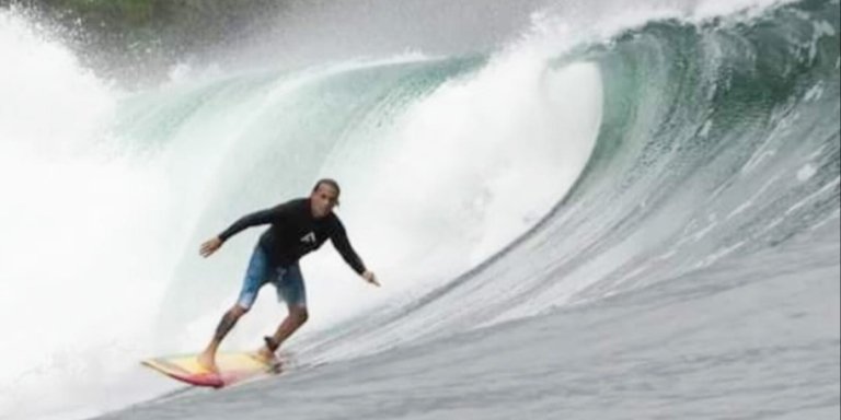 surf trip pacifico colombiano
