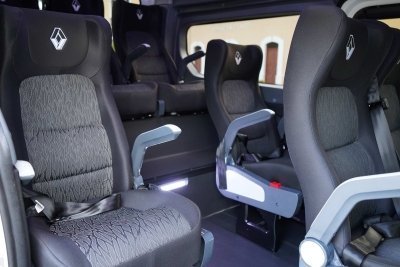 Transportation Van 8 pas