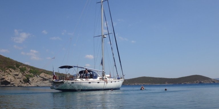 Private Daily cruise to Delos & Rhenia islands with Ursa Major