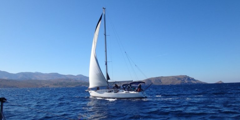 Private Sailing Cruise around Chios with "Geormar"