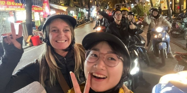 Hanoi city & food - scooter tour