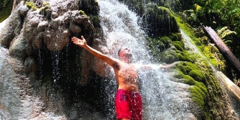 Amazing Sticky Waterfall and learn to climb like a gecko man.