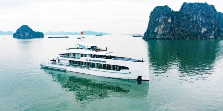 Cruise visits Ha Long Bay for 1 day