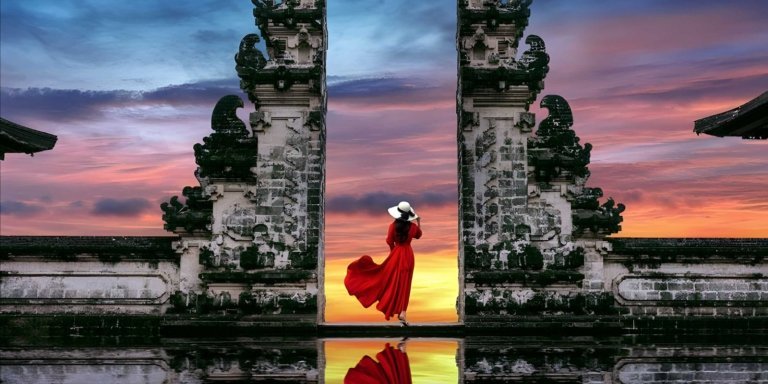Private Full-Day Tour: Amazing The Gate of Heaven Bali Tour