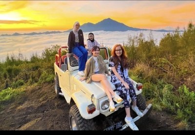 Mount Batur 4WD Jeep Sunrise with Natural Hot Spring