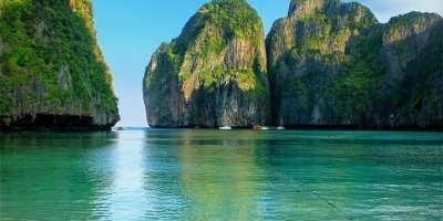 PHUKET-001: Phi Phi-Maya-Yao Yai-Khai Island by Speed Boat with Lunch
